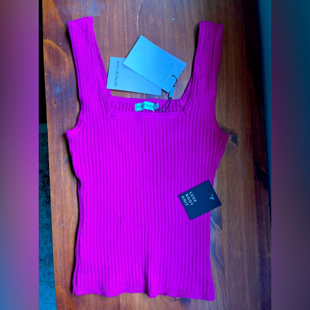 NWT Avec Les Filles Boysenberry Sweater Tank
